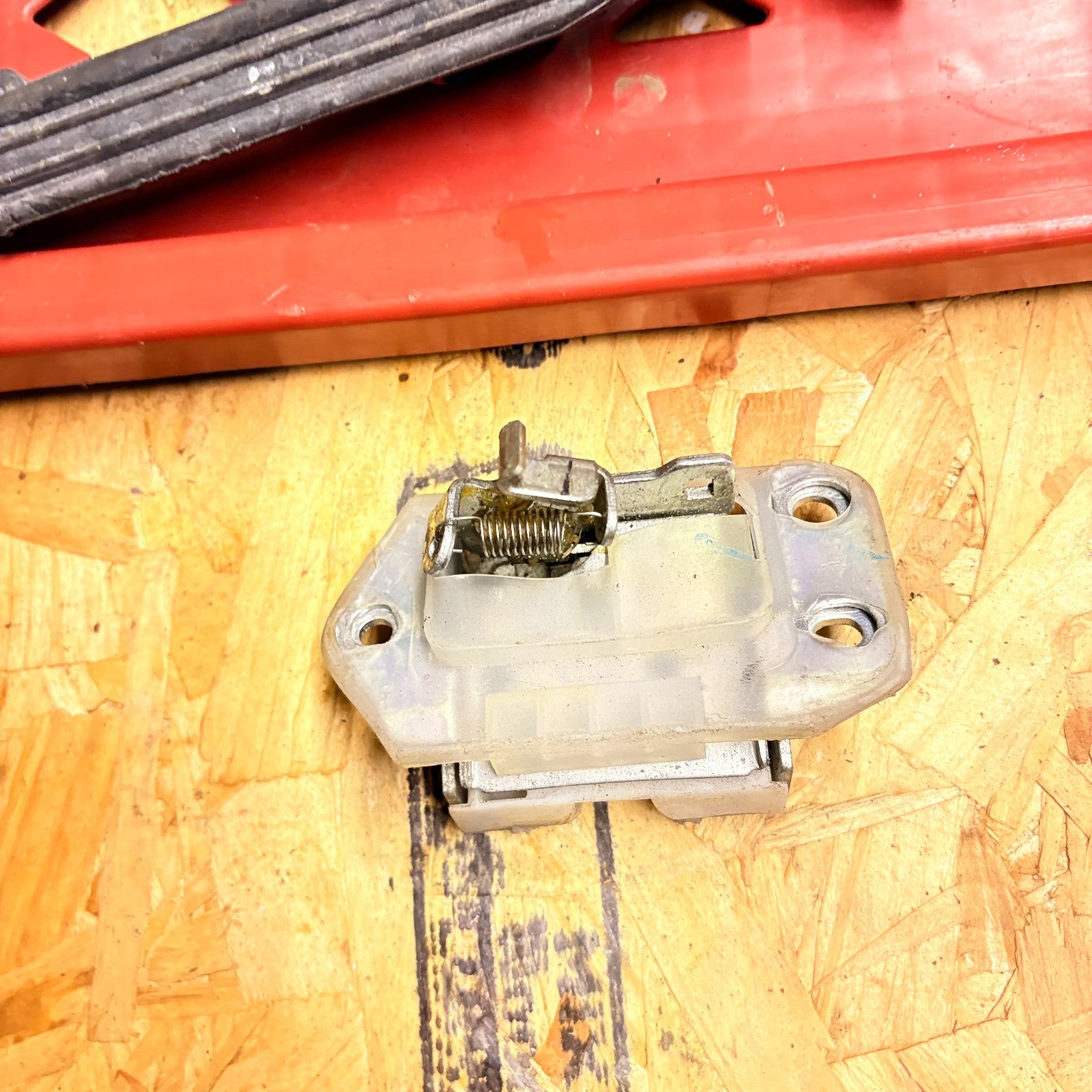 Suzuki Alto Hatch Bootlid Tailgate Lock Mechanism Mk5 2009-2015