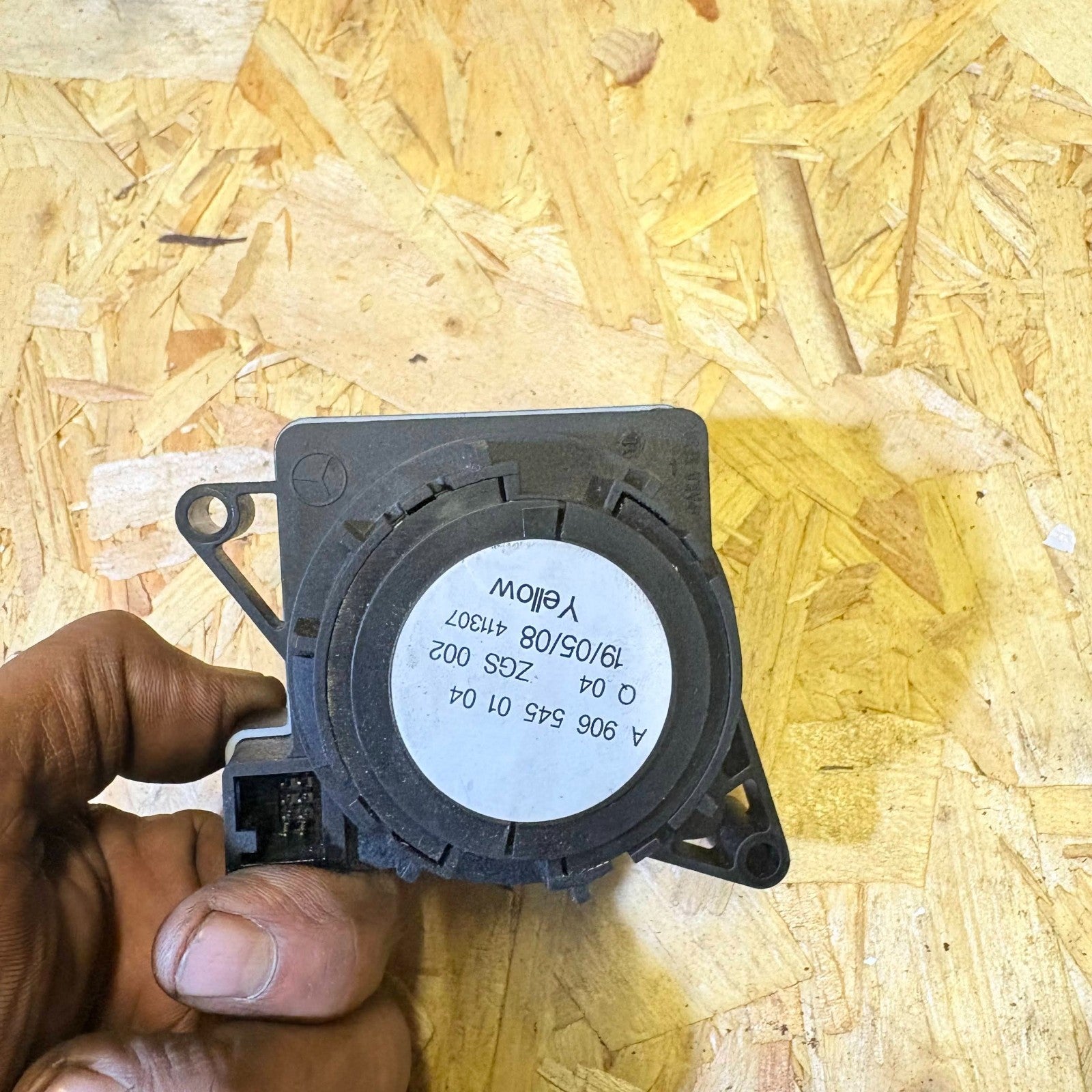 Mercedes Sprinter 04 Right Front Light Switch Headlight Control Unit A9065450104