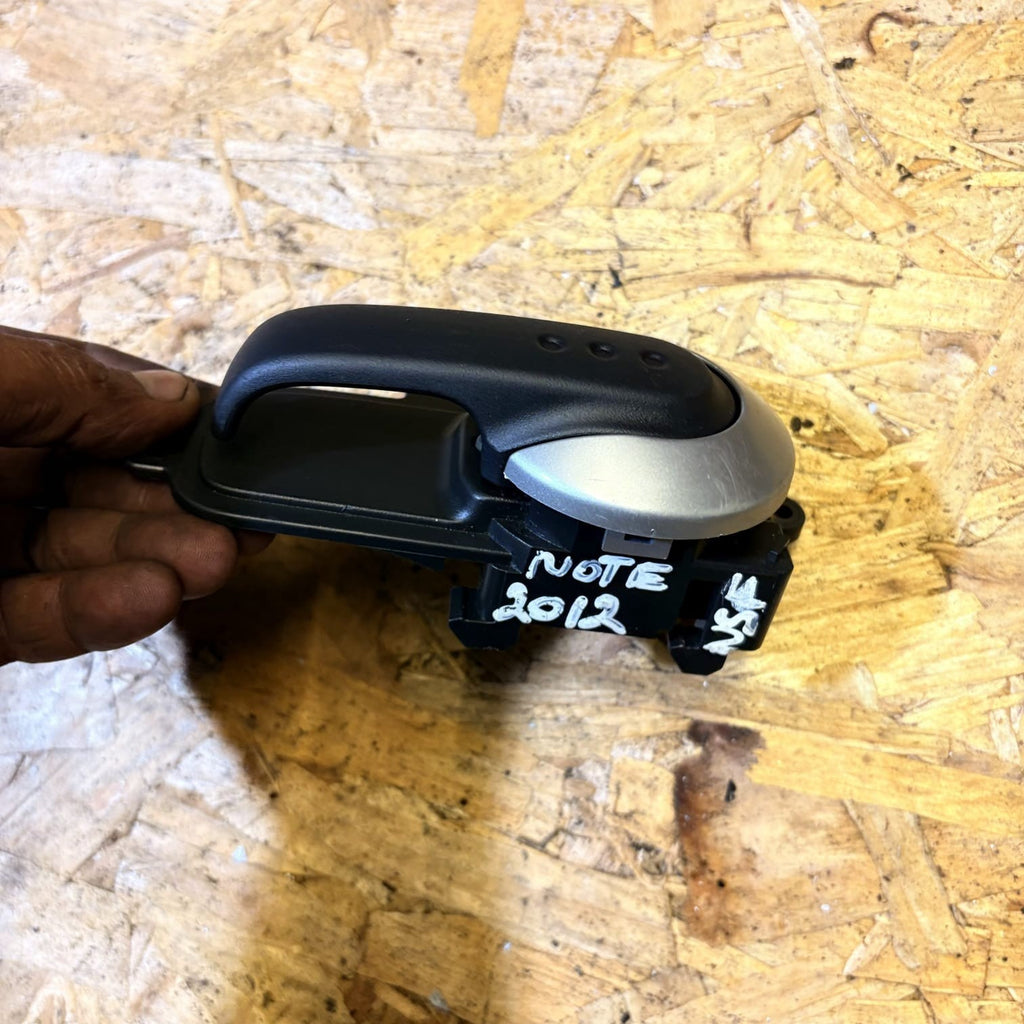 80670AX603 front inner door handle 2012 NISSAN MICRA (K12E) 1.4 CAT 4497068NSF