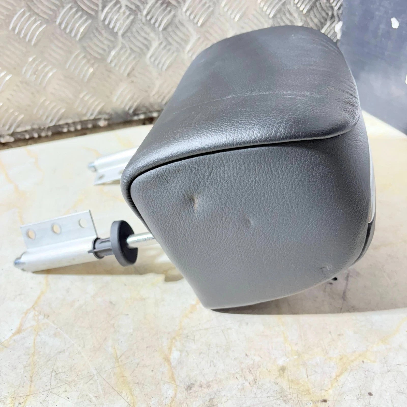 Bmw 320Ci Left Passenger Nearside Rear Headrest Head Rest