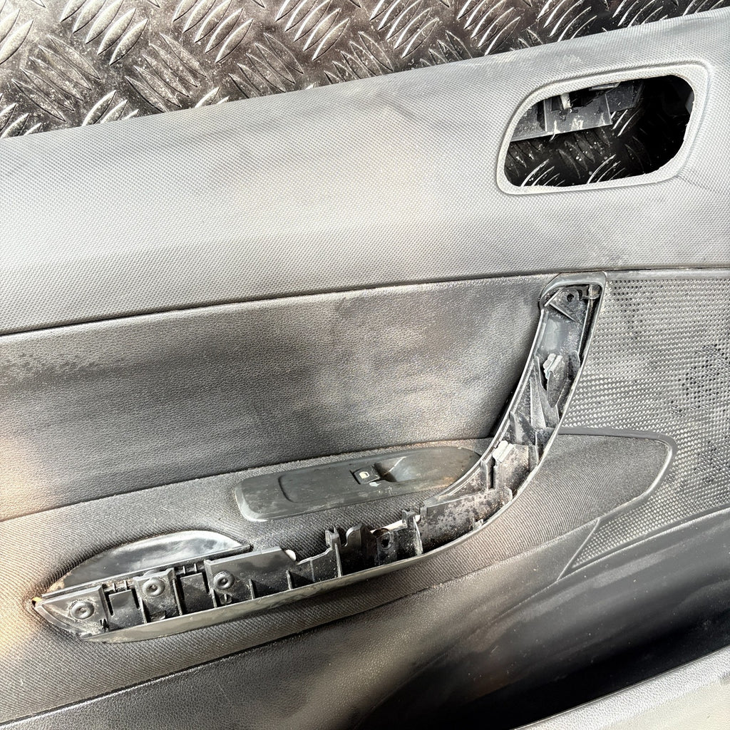 Peugeot 308 MK1 2007-13 Front Left Passenger Nearside Door Card Panel 96815315ZD