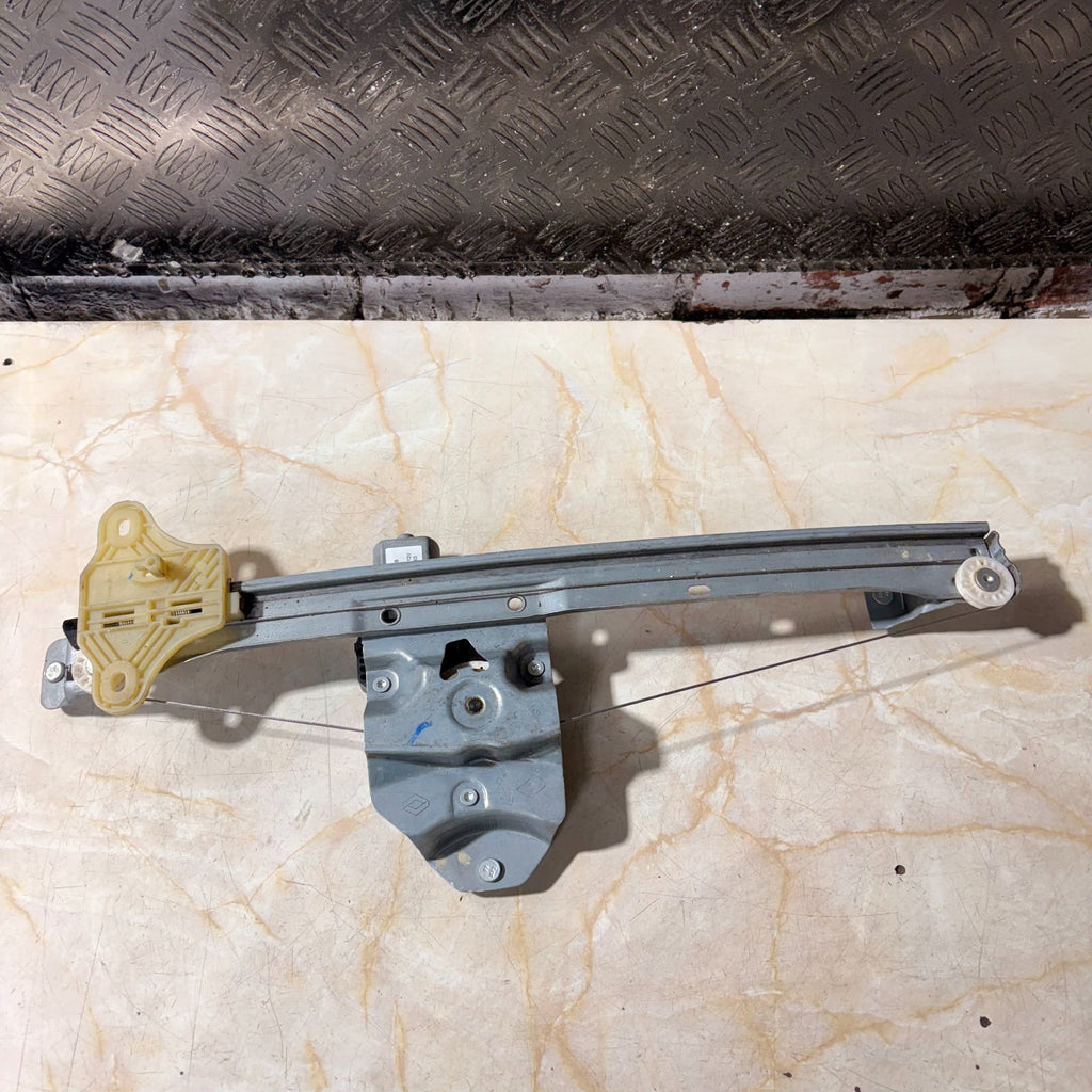 RENAULT CLIO 2012-2019 FRONT LEFT WINDOW REGULATOR MOTOR 128001472-B 9030318-C