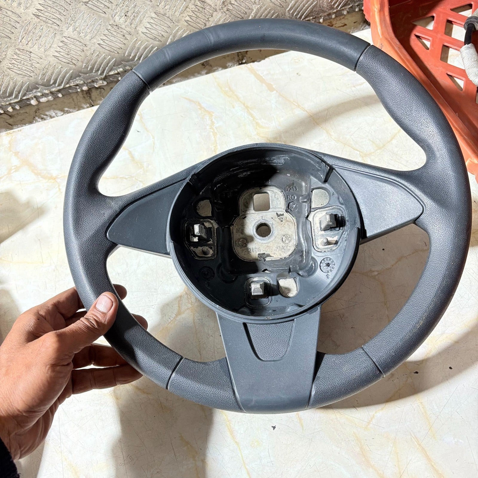 FORD KA MK2 BLACK LEATHER STEERING WHEEL 2008-2016 THREE SPOKE