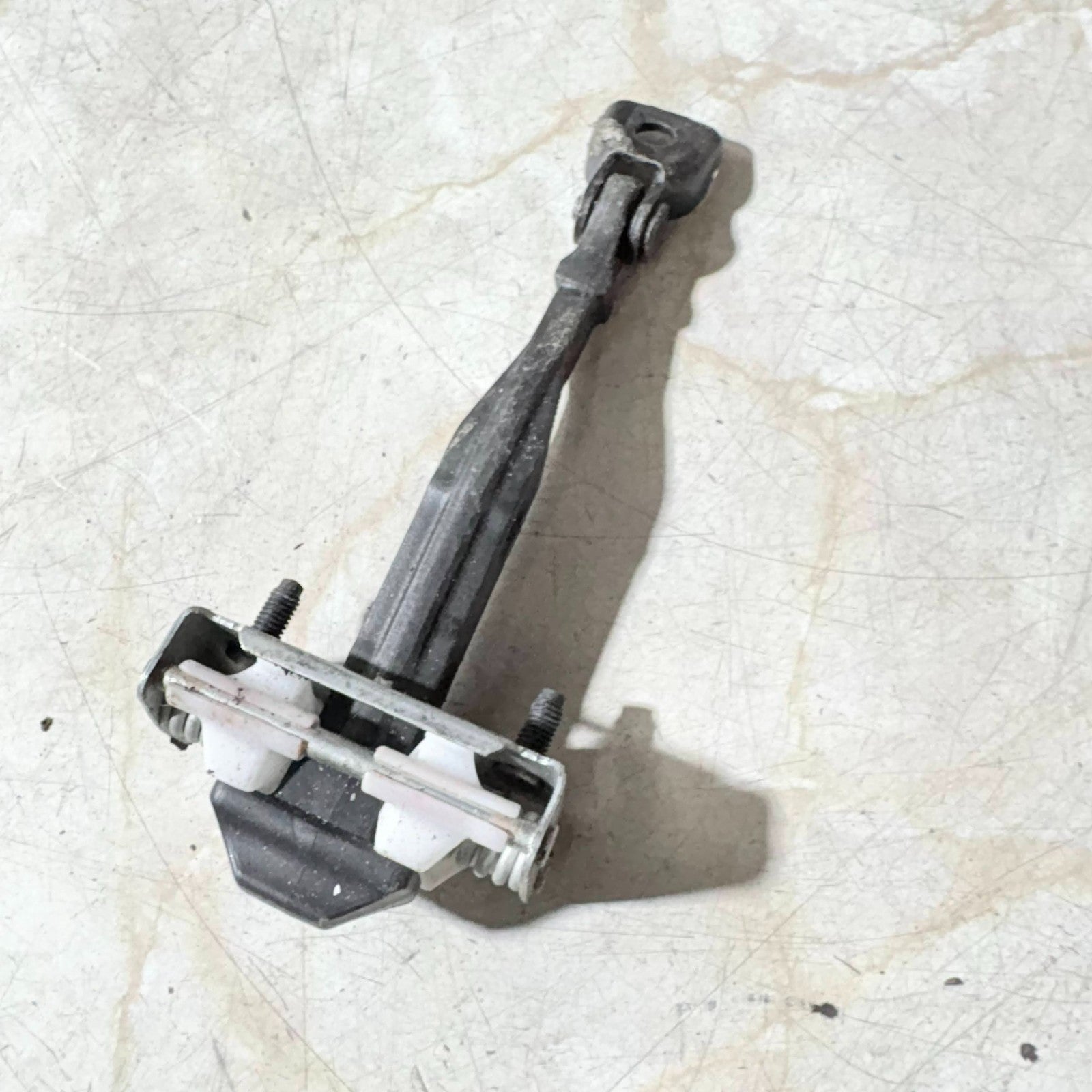 Ford Fiesta 2007 Front Passenger Left Door Stop Check Hinge Strap