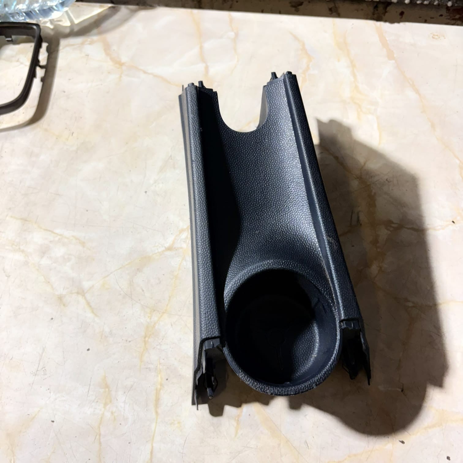 FORD KA MK2 CENTRE CONSOLE CUP HOLDER 2014 735433913,, B18