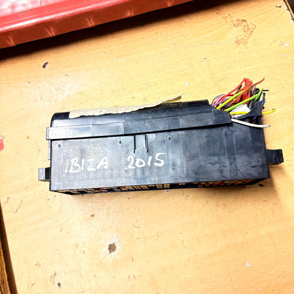 Seat Ibiza S MK4 2012-2015 Relay/Fuse Box