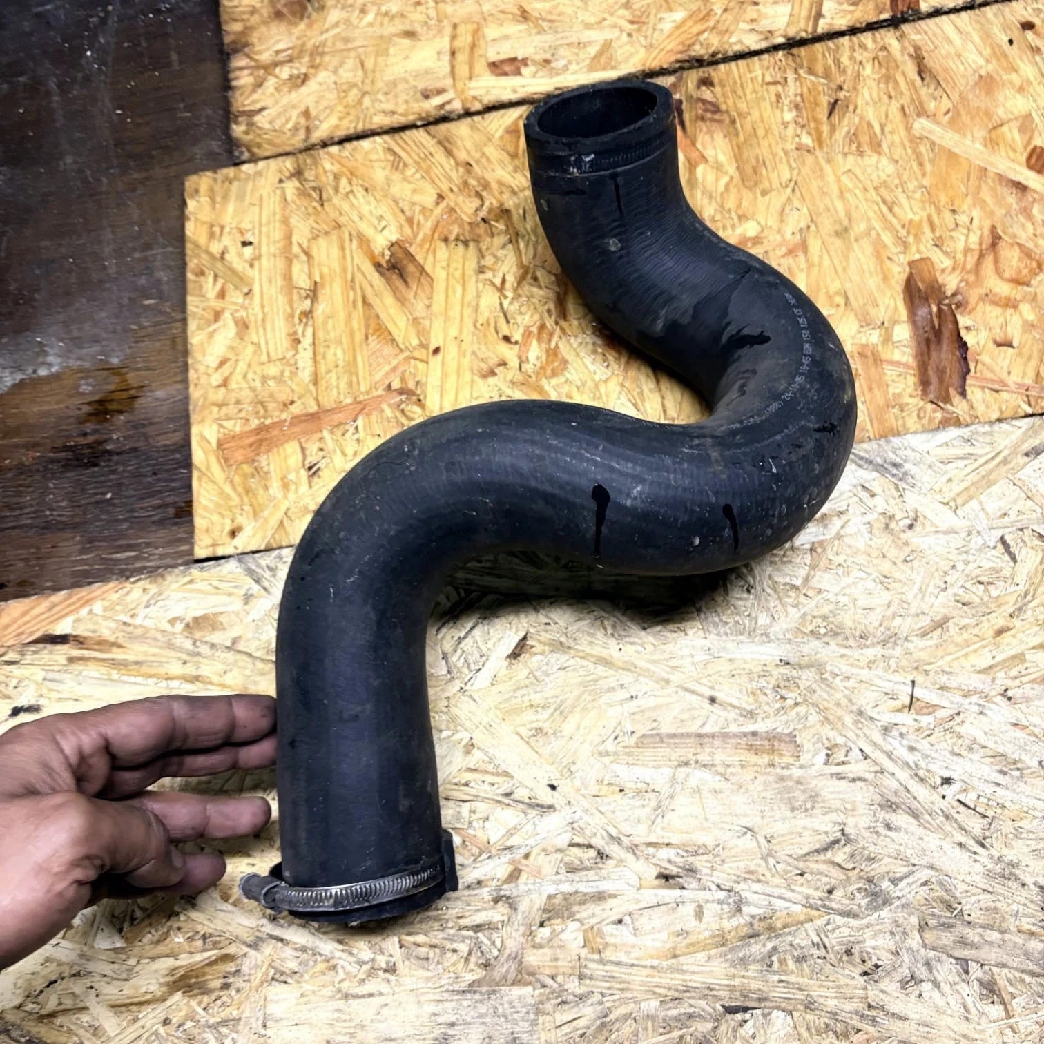 Peugeot 407 2.0 HDi Upper Intercooler Turbo Hose 0382LA 2004-2010