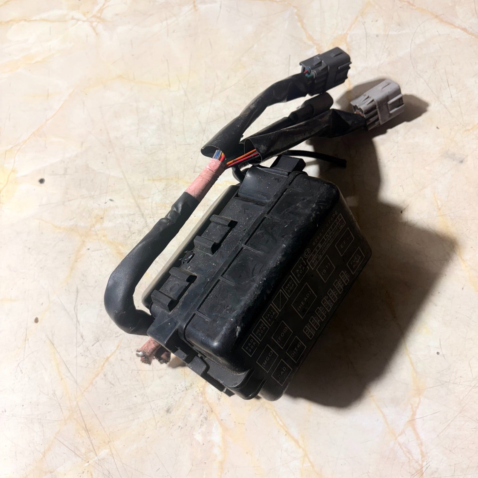 Daihatsu Terios Fuse box 82661-87408 2006-2013