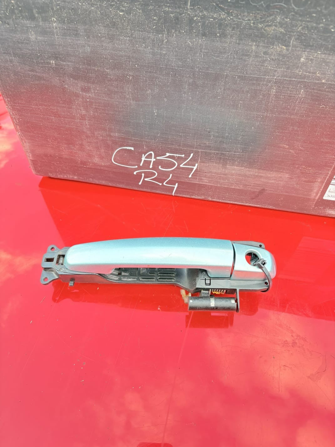 Vauxhall Corsa E Front right outer door handle PA6-GF30 plus door button 2007