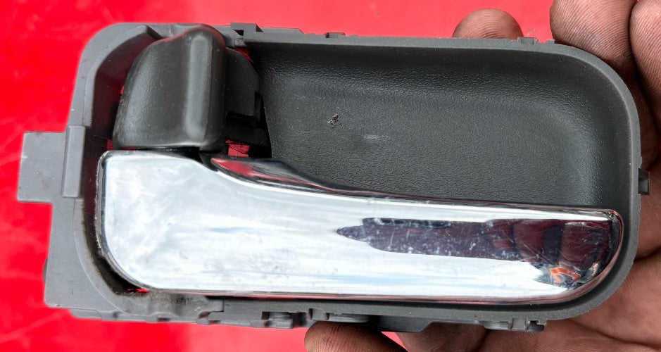 Nissan X-Trail MK2 T31 2007-2013 Passenger Rear Left Inner Door Handle
