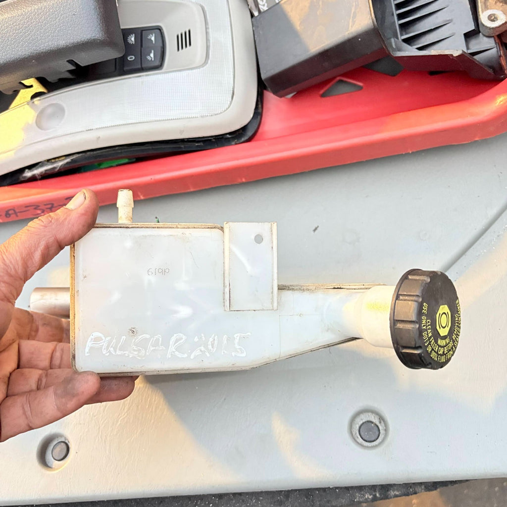 Nissan Pulsar 2014-2018 Brake Master Cylinder & Tank