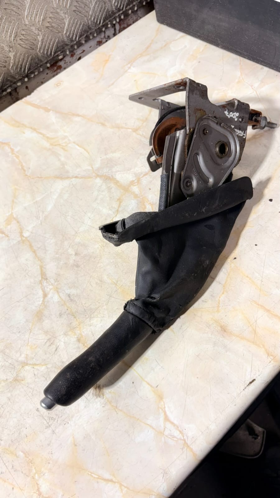 Land Rover Freelander 2 Handbrake Lever Parking Brake Assembly 11319546 06-14