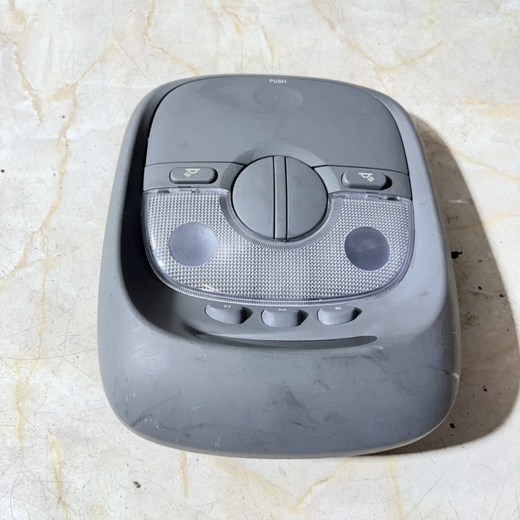0K53E55710 Kia Sorento MK1 02-06 Front Interior Roof Map Light Switch Console