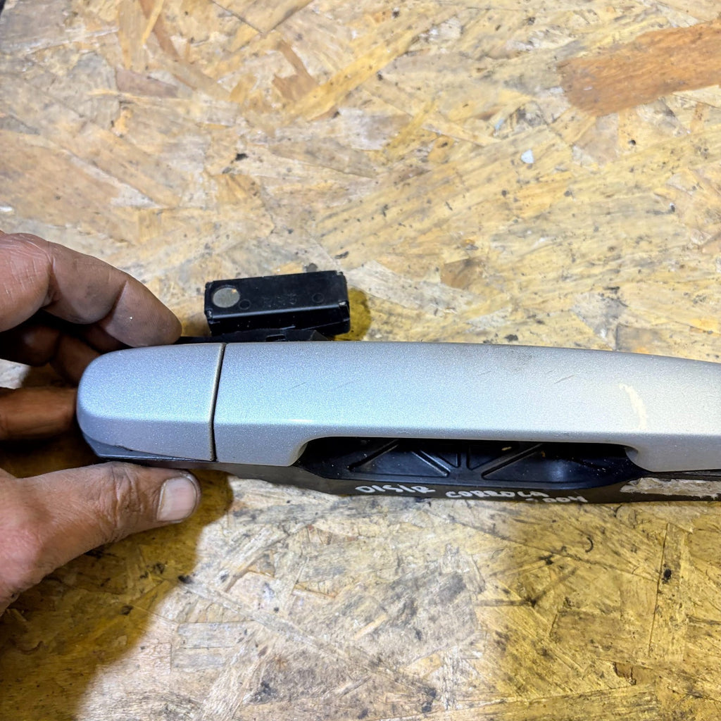 TOYOTA COROLLA DOOR HANDLE EXTERIOR REAR DRIVER SIDE 242304 2004-2009