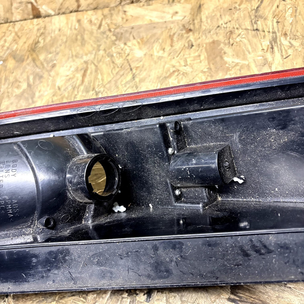 FORD FOCUS IV HN Rear Right Side Tail Light 8M5113404A 2.00 Petrol 92kw 24176126