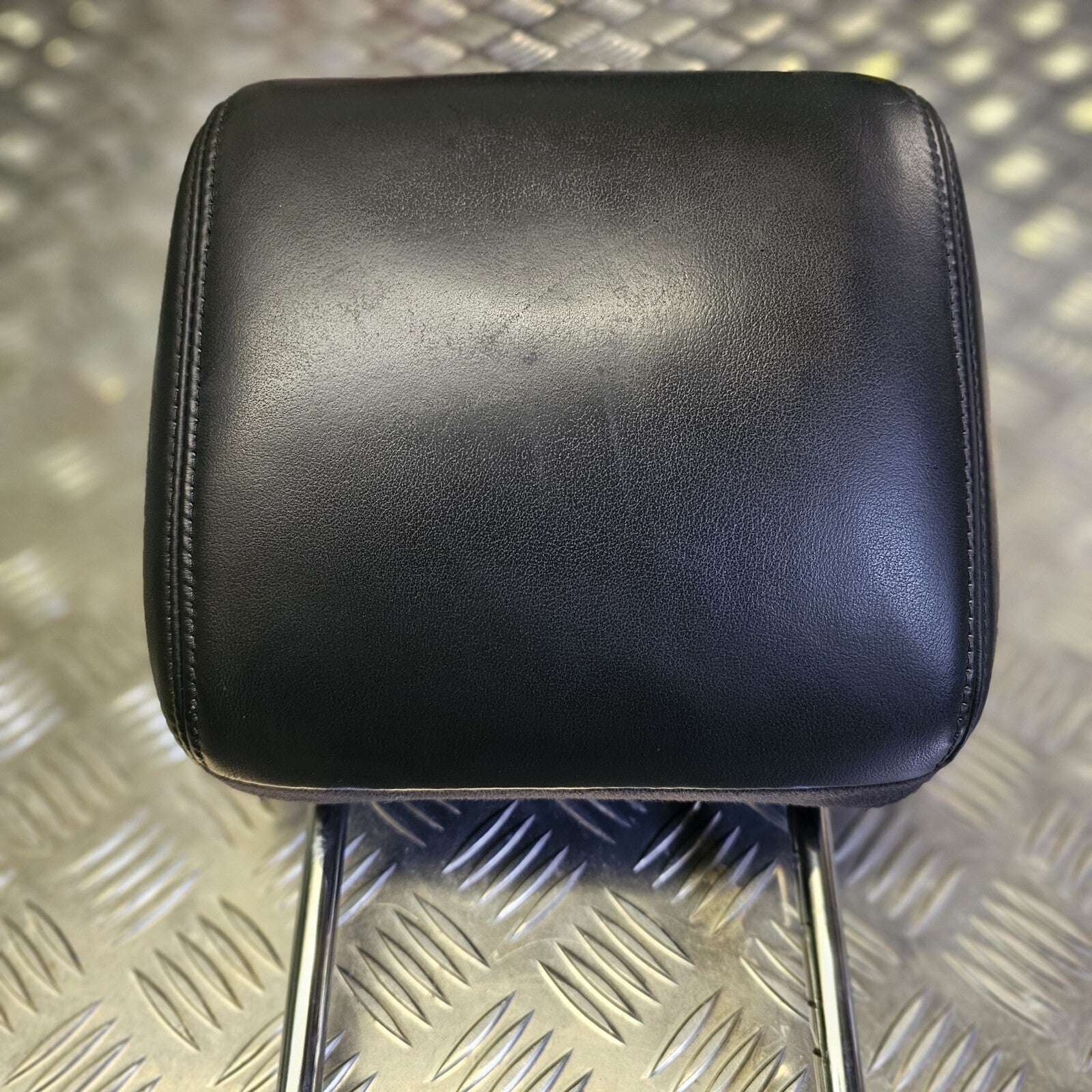 Jaguar XF X250 Front Left Passenger Headrest Black Leather C2Z20133 2012-2015