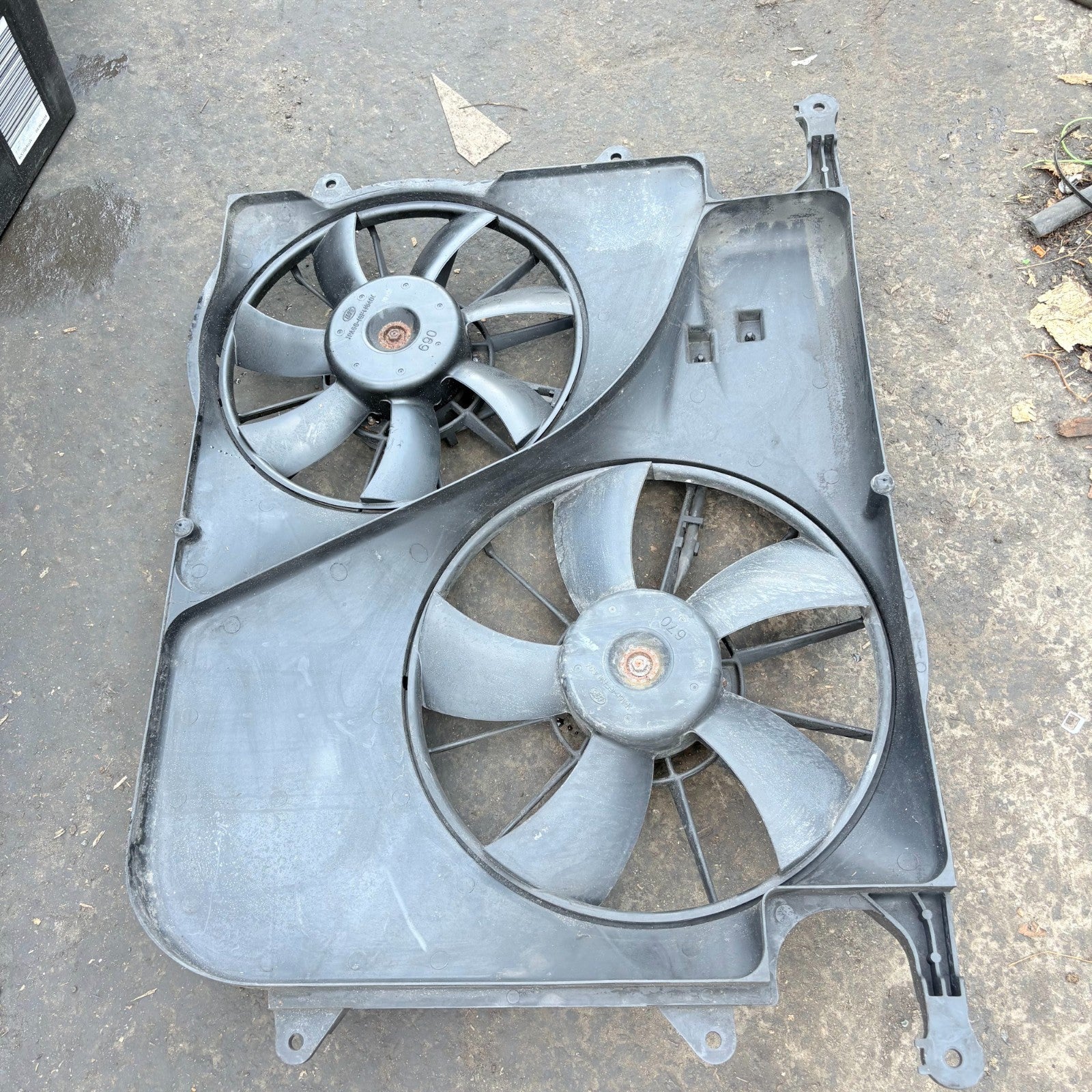Radiator Cooler Fan for Chevrolet Captiva 2010 PA66GFM40