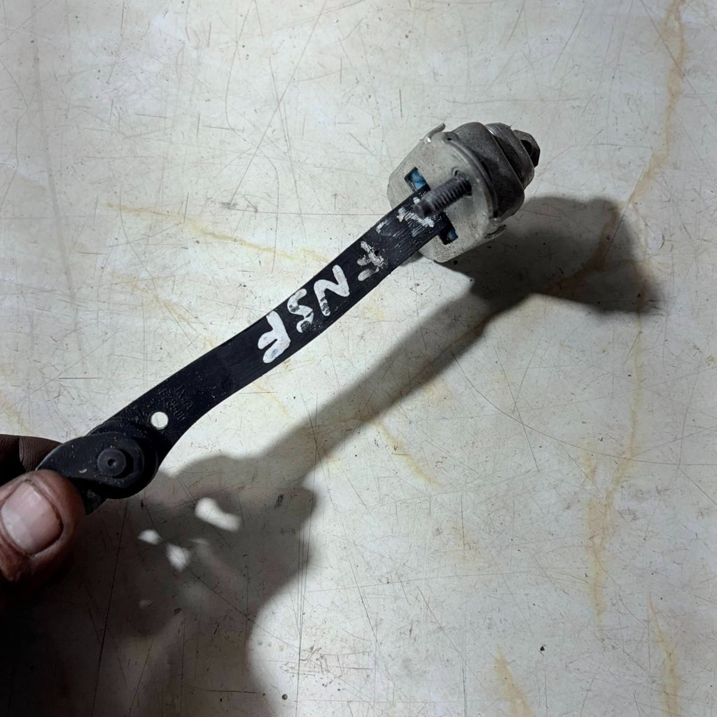 JAGUAR X-TYPE 2001-2009 FRONT LEFT PASSENGER DOOR CHECK STRAP STAY