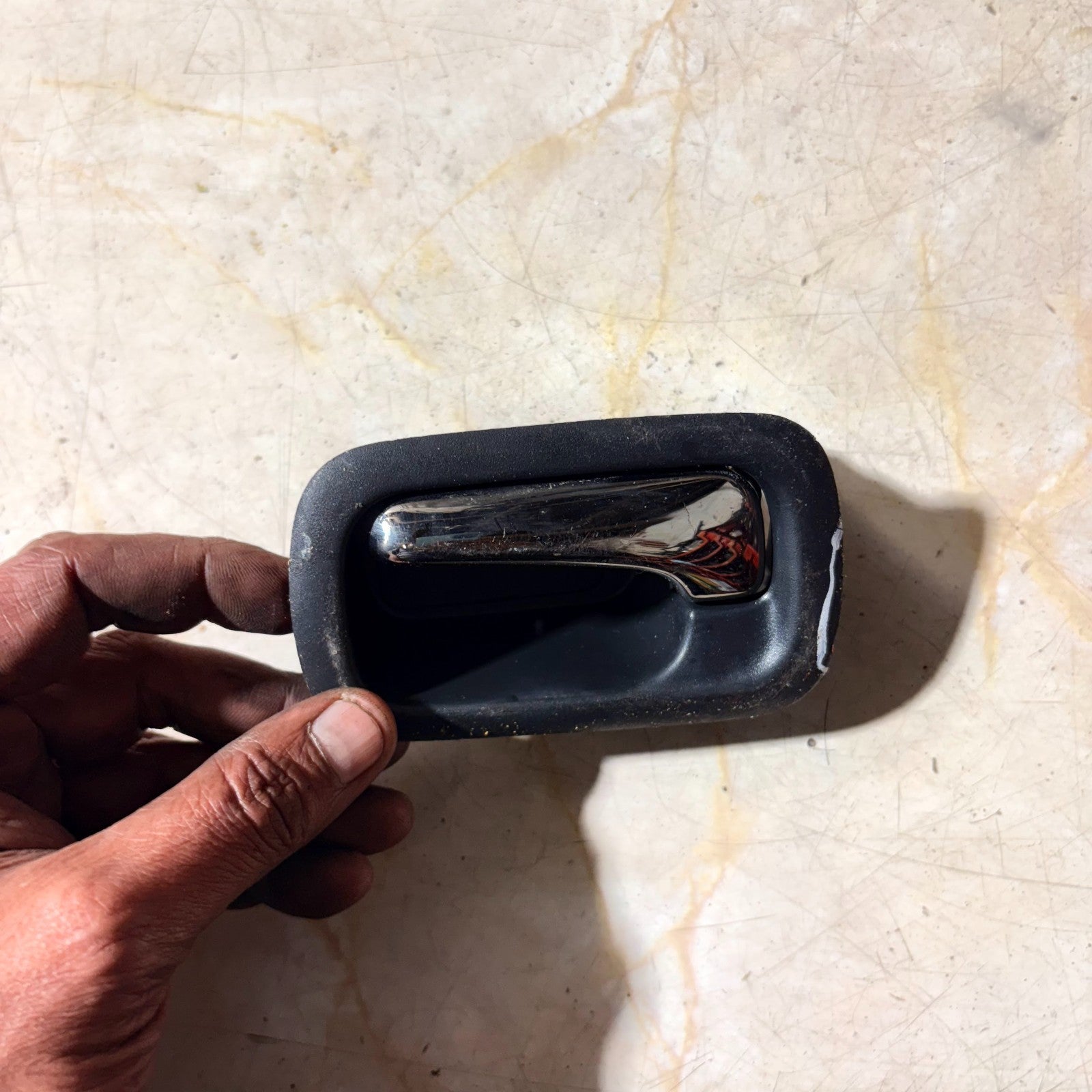 HONDA CR-V 2005 REAR PASSENGER LEFT SIDE INNER DOOR HANDLE