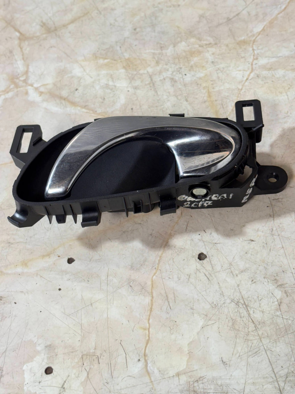 NISSAN QASHQAI 2017 INTERIOR DOOR HANDLE PASSENGER REAR LEFT SIDE 80671-4EA1A