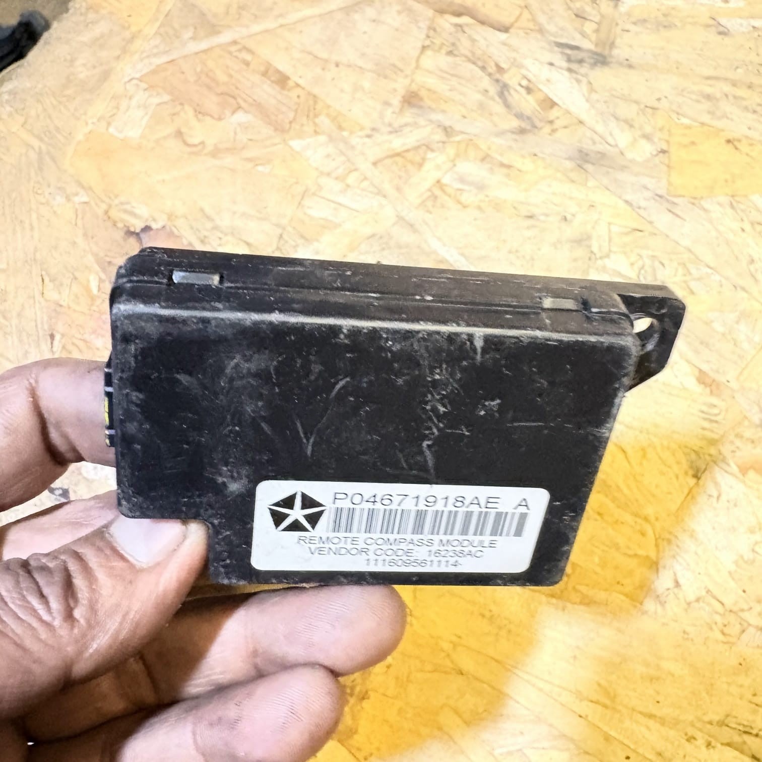 DODGE CALIBER 2006 5DR 2.0 DIESEL REMOTE COMPASS MODULE ECU P04671918AE