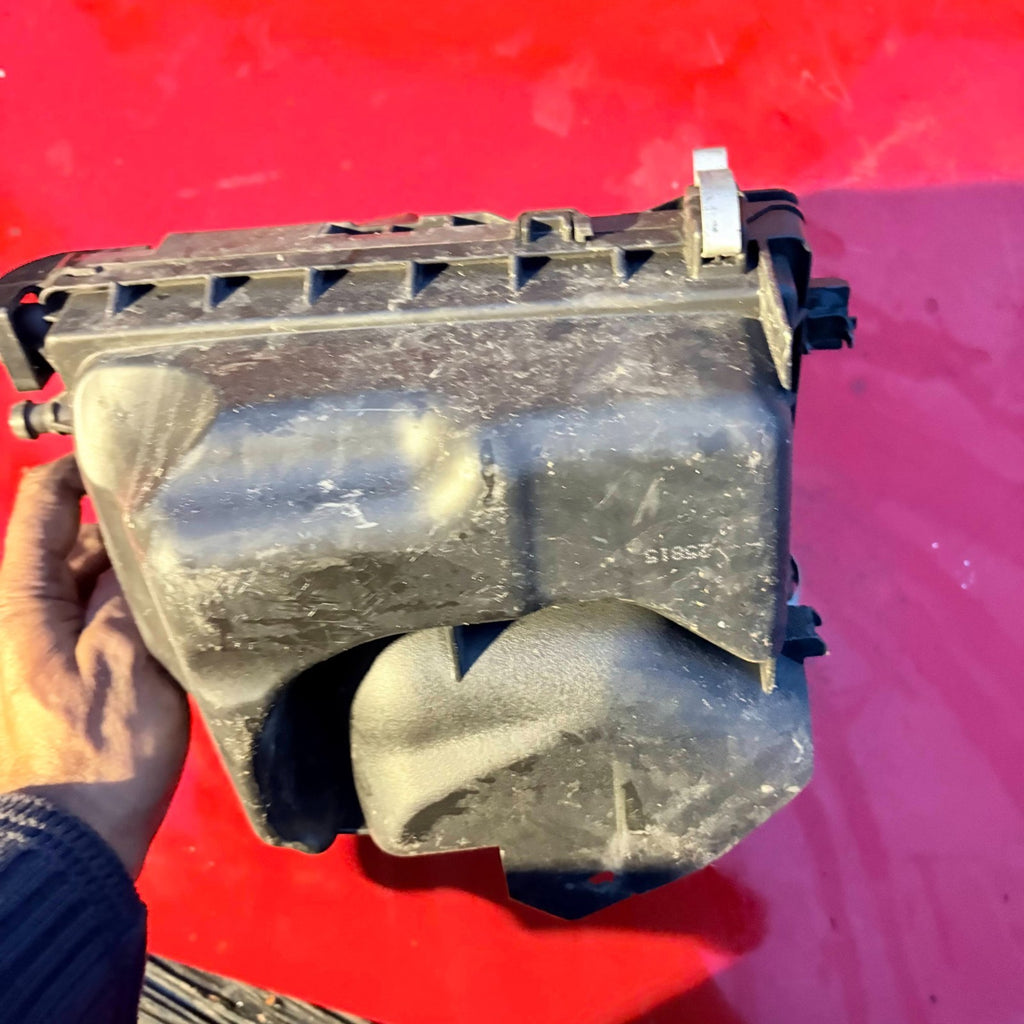 NISSAN PULSAR AIR FILTER BOX HOUSING 2015