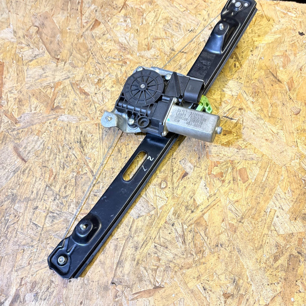 BMW 320d 2008-Window Regulator Rear Left 71002803