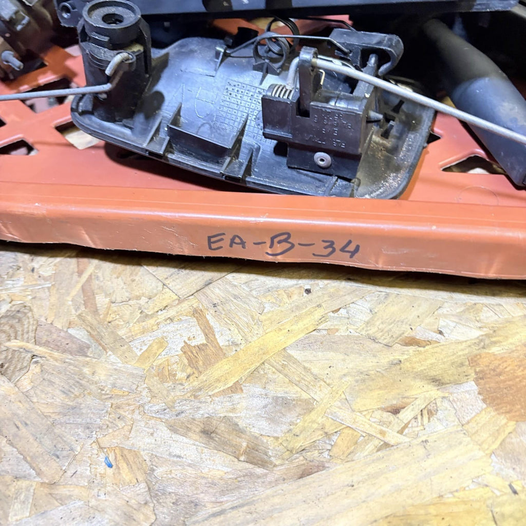 CITROEN DS3 ENGINE ECU TRAY MOUNT HOLDER 9688828380/9671927380