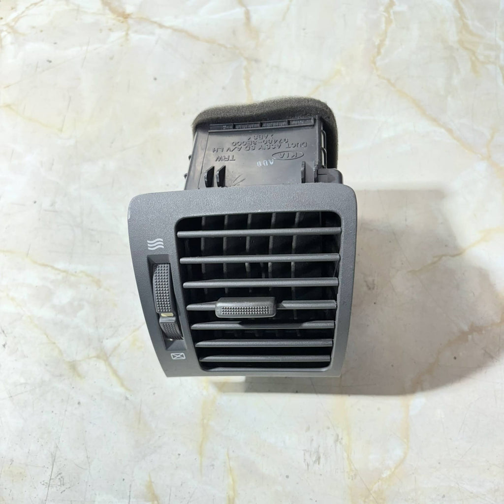 KIA SORENTO MK1 HEATER DASHBOARD AIR VENT PASSENGER SIDE 97480-3E000 2005 ??