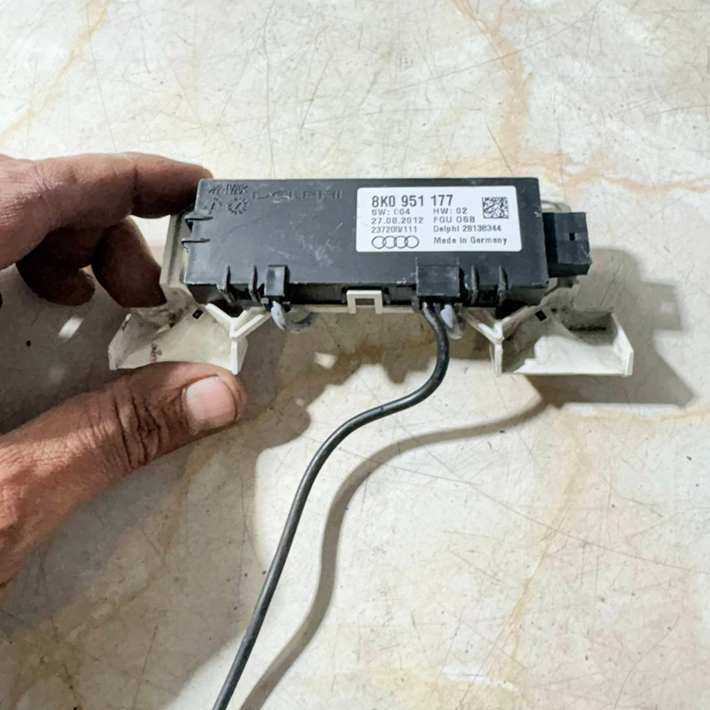 Audi A4 A5 Roof Alarm Movement Sensor 8K0951177