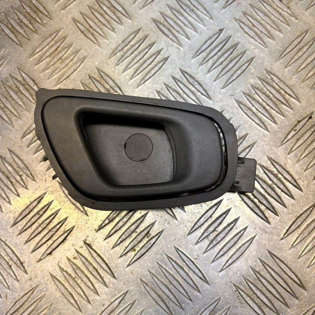 Chevrolet Spark 2013-2015/Spark EV 2013-2016 Front Right Inside Handle 9523344
