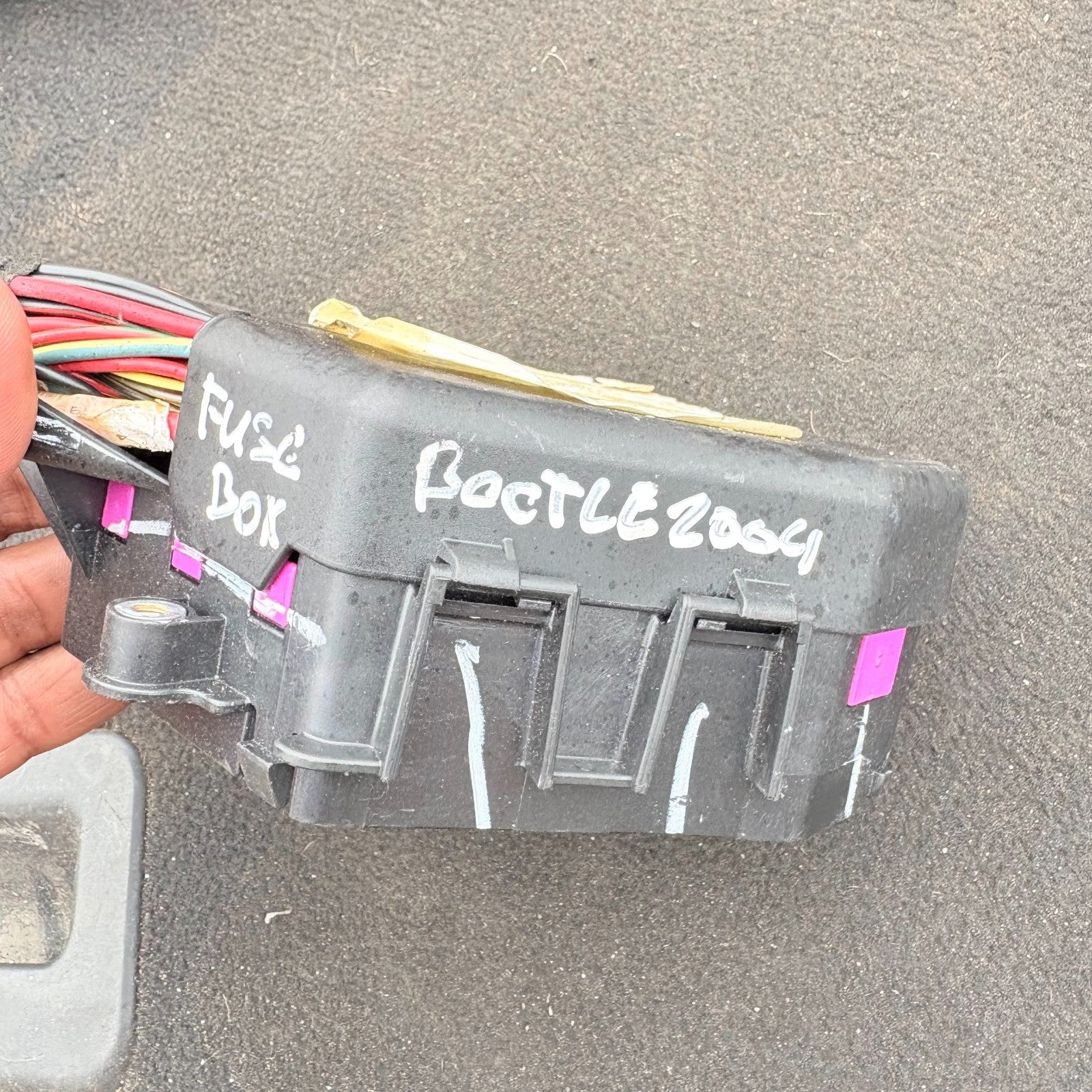 VW Beetle Mk2 1998-2011 Interior Fuse Box Relay Panel