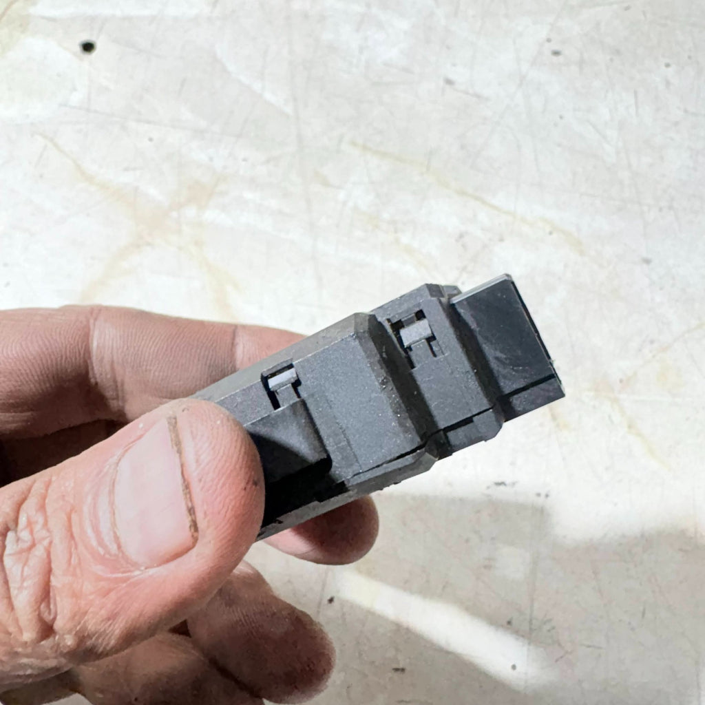 FORD LUXURY MK1 2001-2008 HEADLIGHT LEVEL SWITCH 0307851