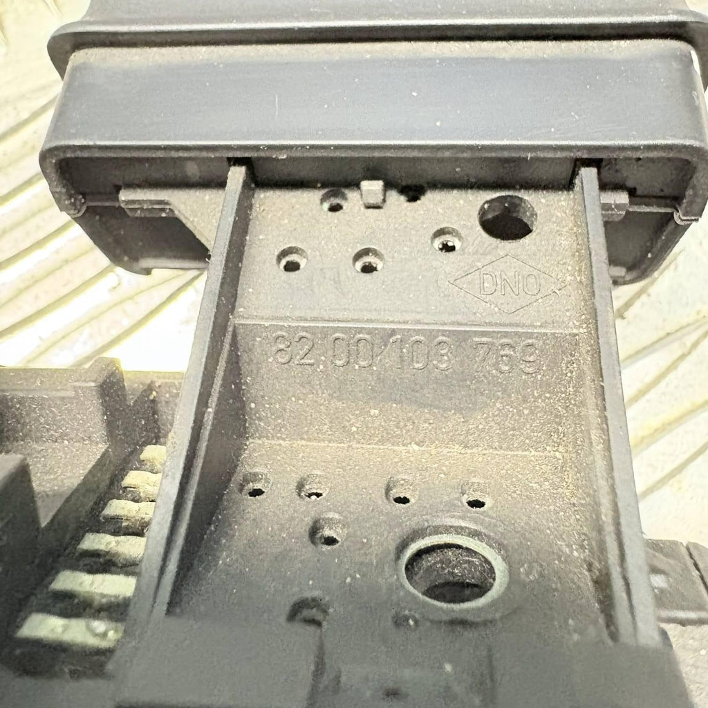 Renault Megane II Scenic II 2002-2009 Radio Control Stalk Switch 8200103769