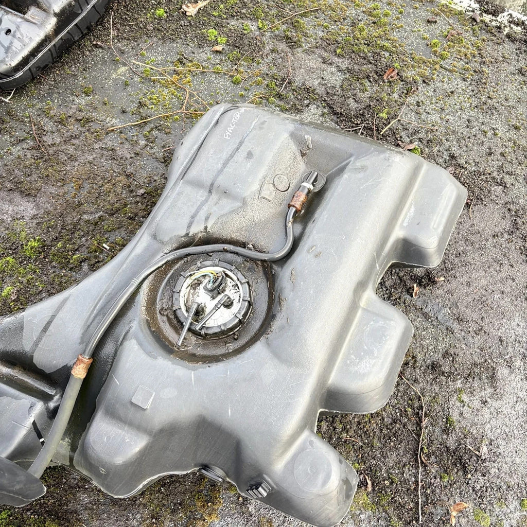 Audi A6 Avant C5 Fuel Tank 4B0201085 2.5 TDI DIESEL 1997-2005