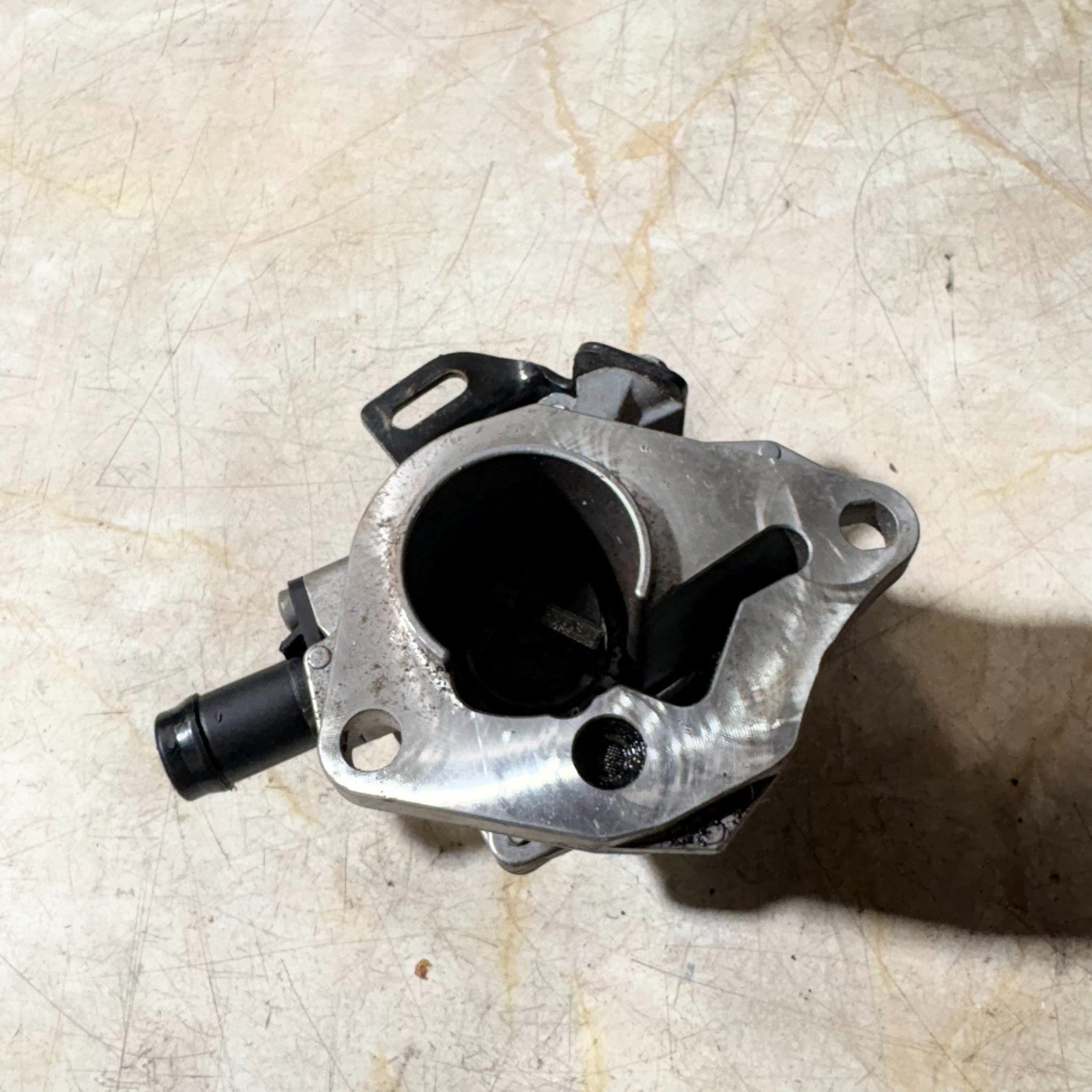 2011 Nissan Note Vacuum Pump 8201005306B
