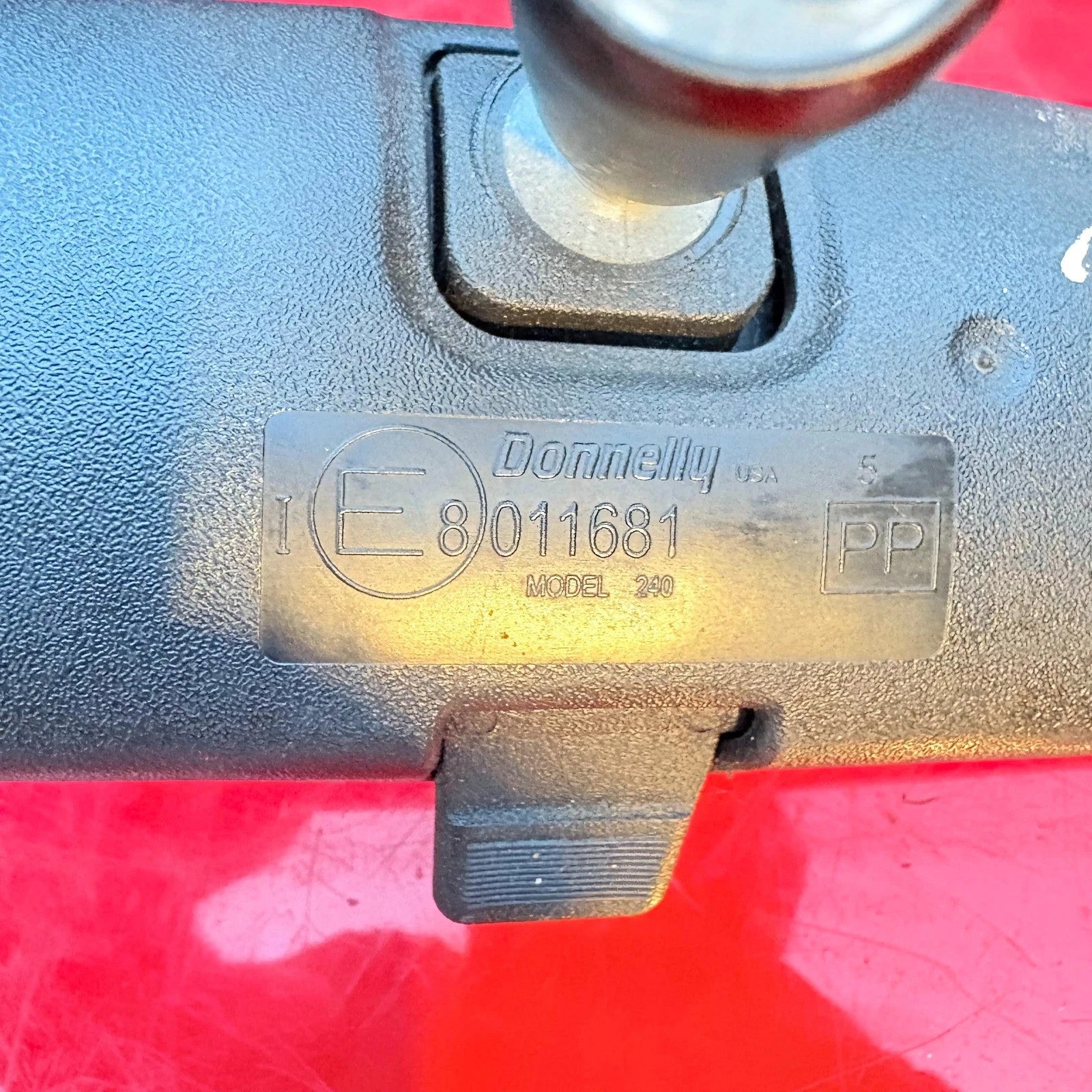 VW New Beetle 1999-2011 Interior Rear View Mirror Manual Donnelly 240 011681