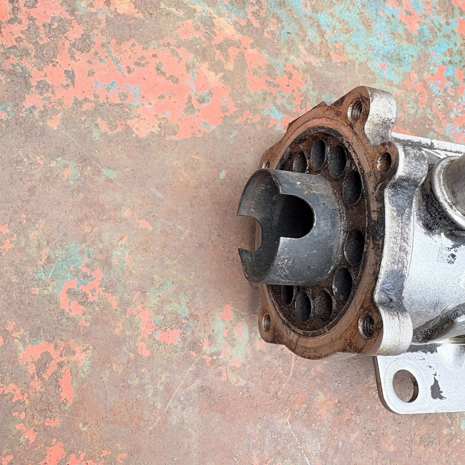 EGR Valve Cooler 8200968414 Renault Trafic Vivaro Primastar 2.0 dCi M9R 06-14