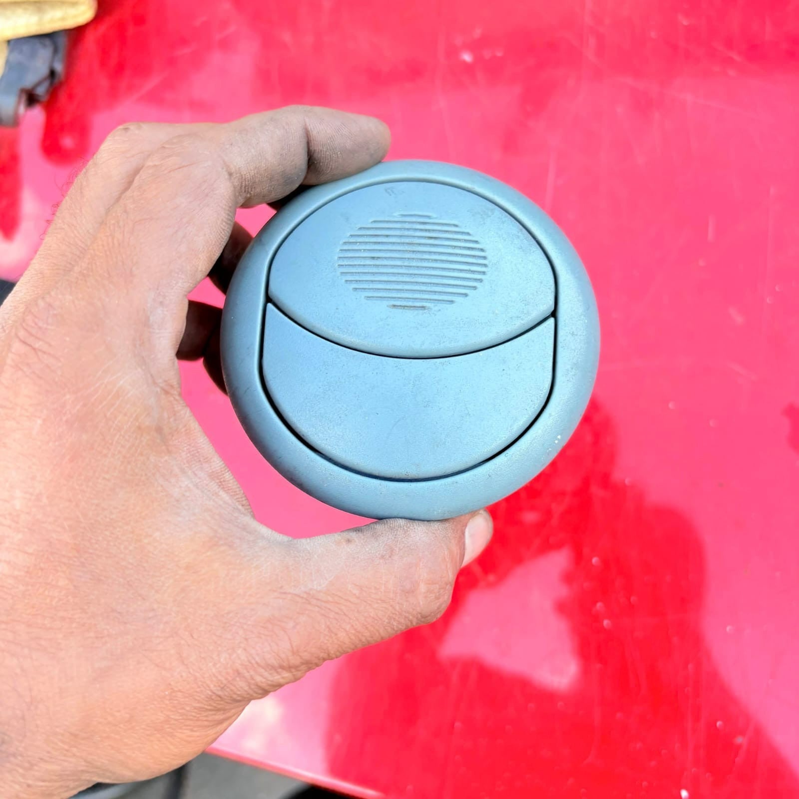 IVECO DAILY DASH AIR VENT CENTRE LEFT HEATER