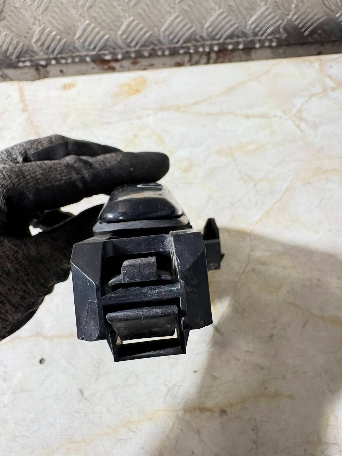 Volvo C30 2009 Front Left Outer Handle, RH-30784203