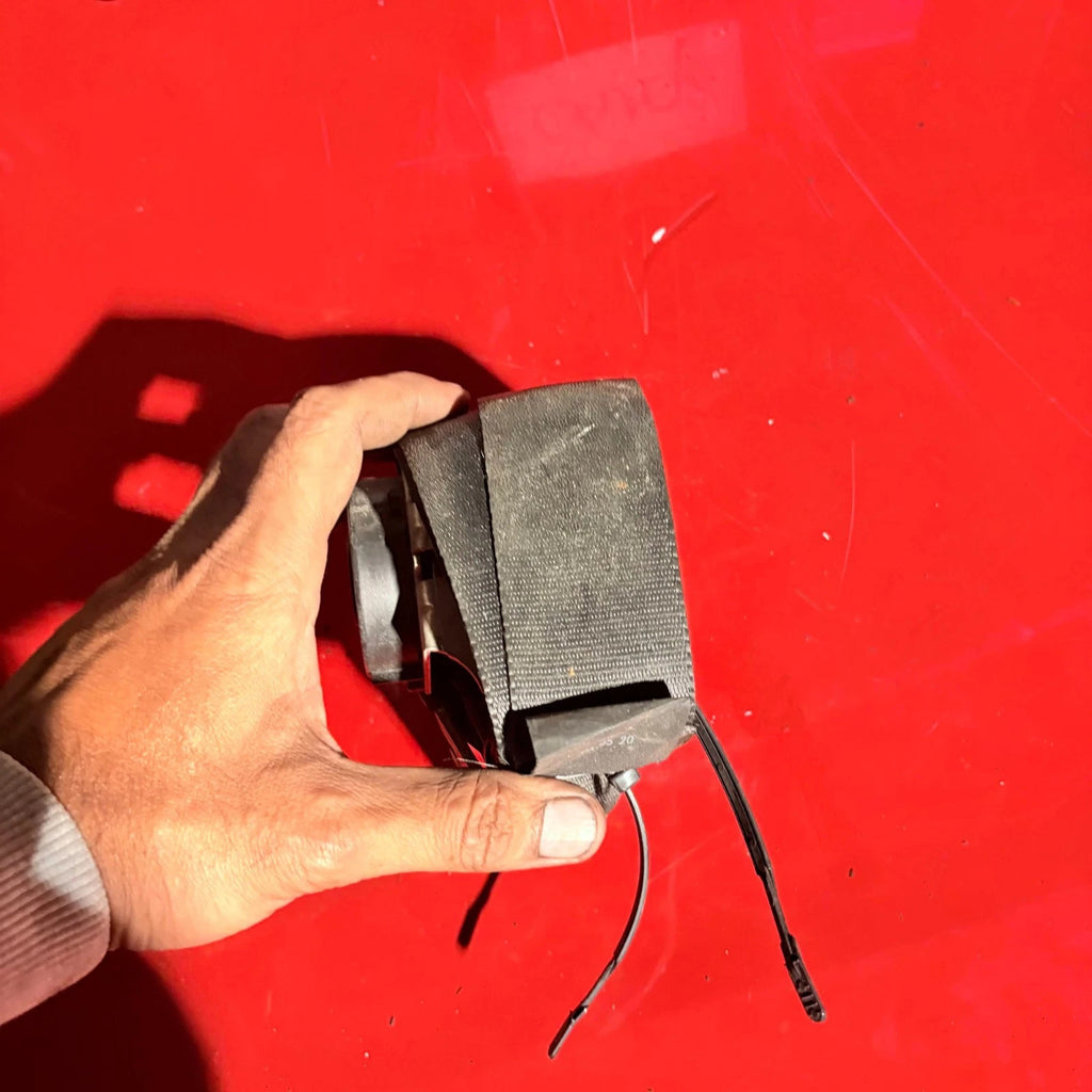Ford Fiesta ST 2006 Rear Left Passenger Seat Belt 0431033