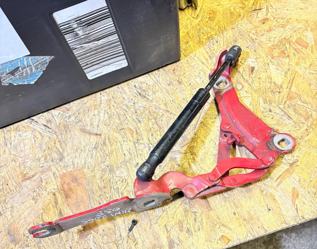 BMW Mini One Cooper R55 R56 R57 Front Right SIde Bonnet Hinges &Struts 2008-2013