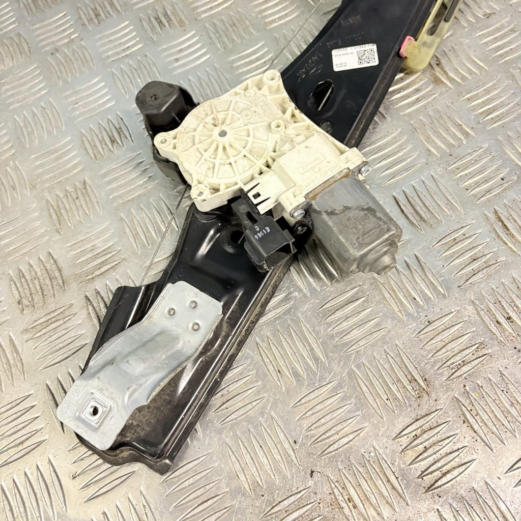 2017 JAGUAR XE X760 PASSENGER REAR DOOR WINDOW REGULATOR & MOTOR GX7327001AC