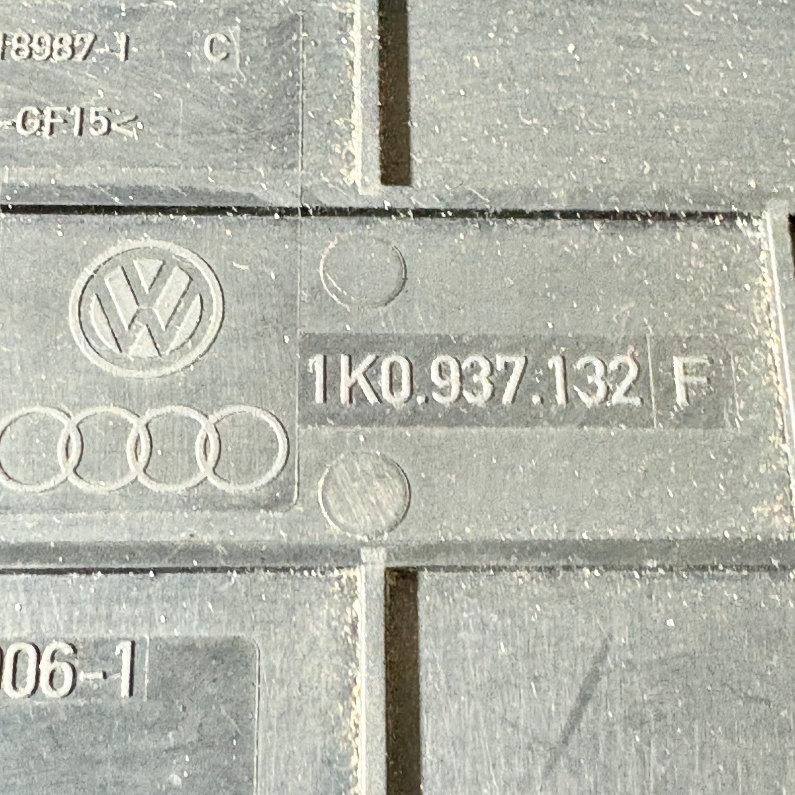 1K0937132F Fuse/Relay Box Cover Jetta 05-10 Golf 06-12 Tiguan 10-17