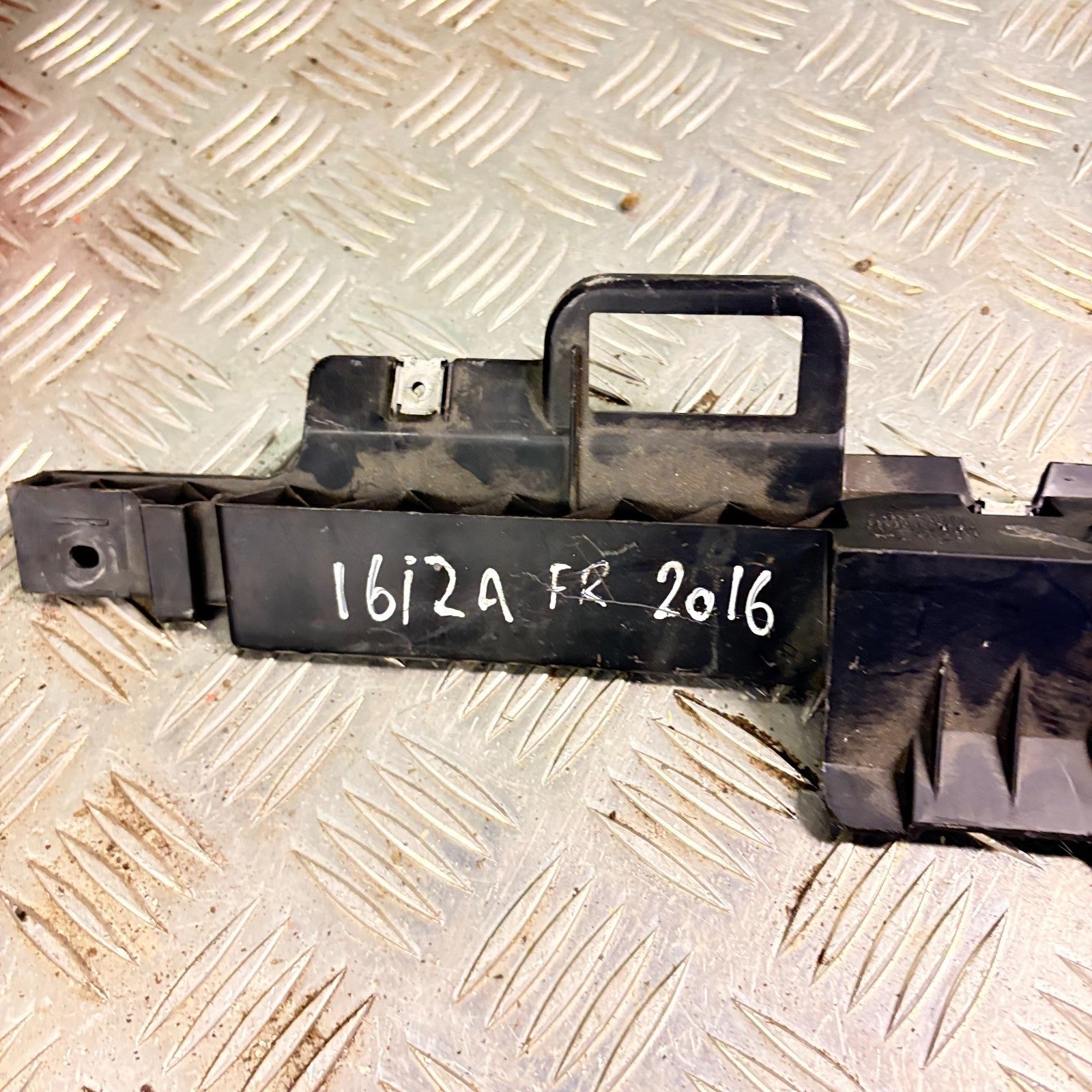 Seat Ibiza fr 2016 Front Right Radiator Air Baffle