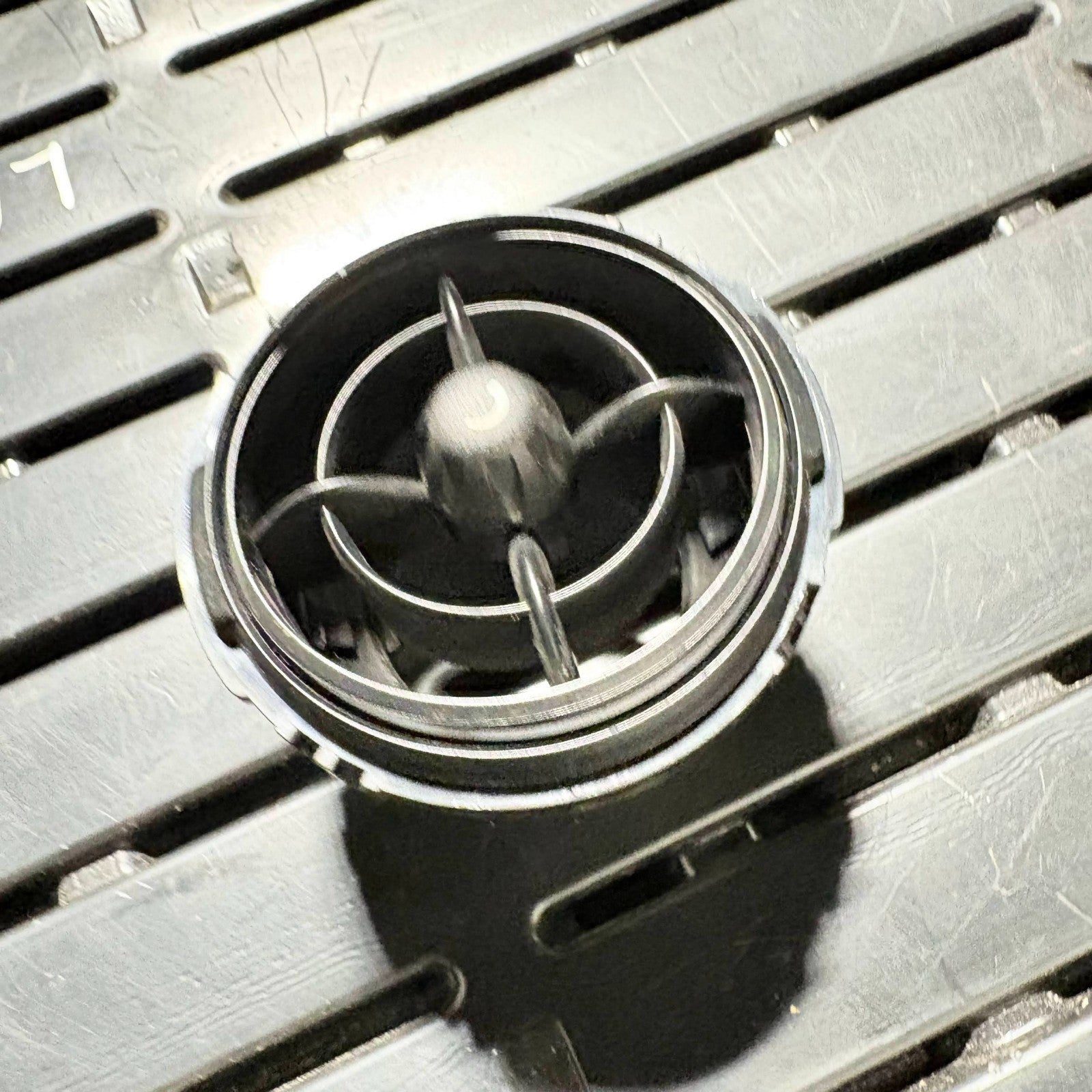 MINI 2012 AIR VENT DASH GRILLE FRONT RIGHT DRIVER SIDE 9254-01200 005