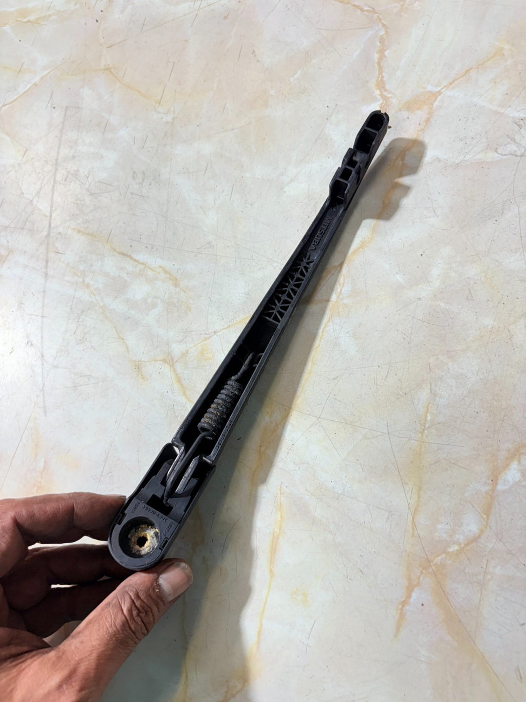 Mitsubishi Outlander 2007 Rear Windscreen Wiper Arm