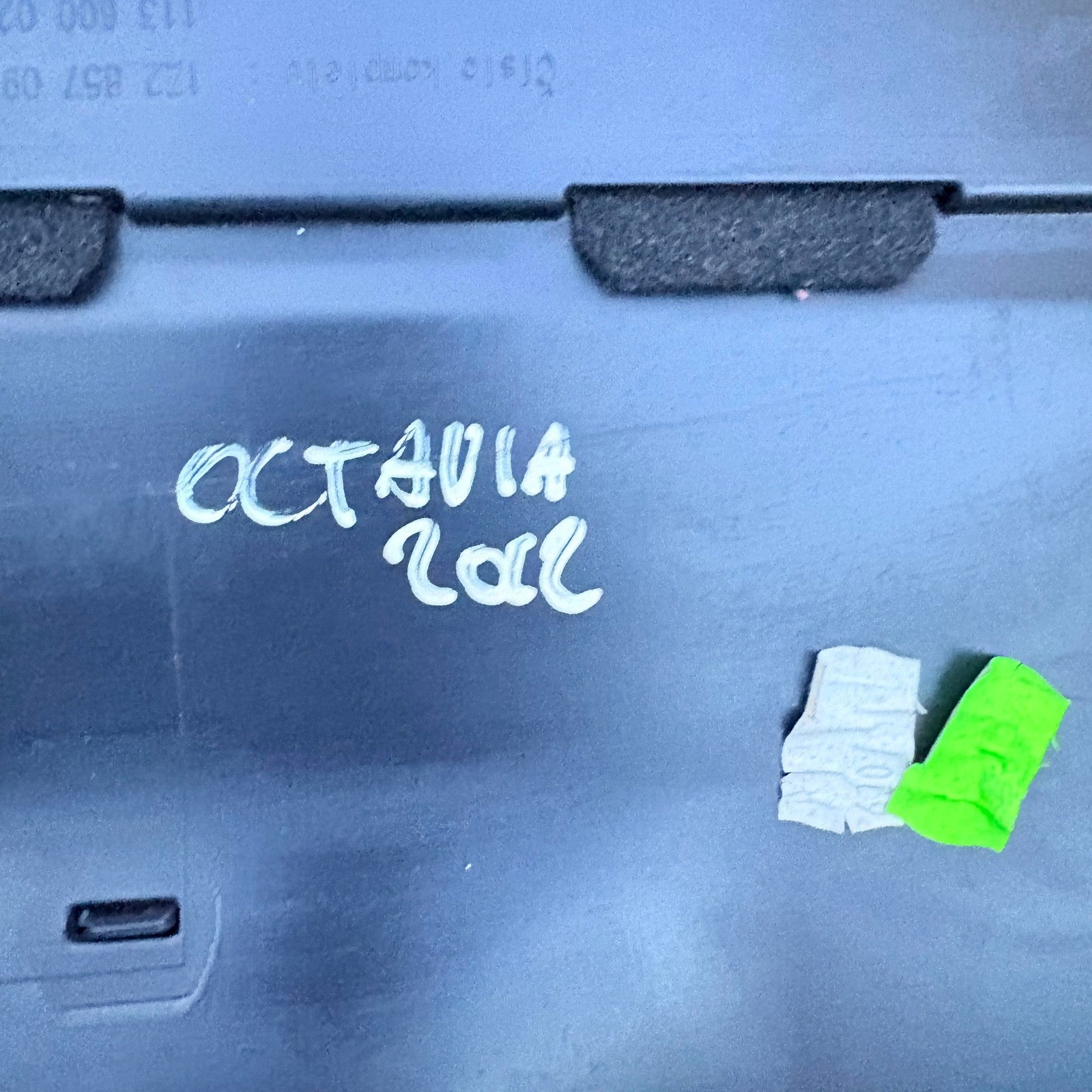 Skoda Octavia 2009-2013 1Z Mk2 Facelift RHD Glove Box Compartment 1Z2857097