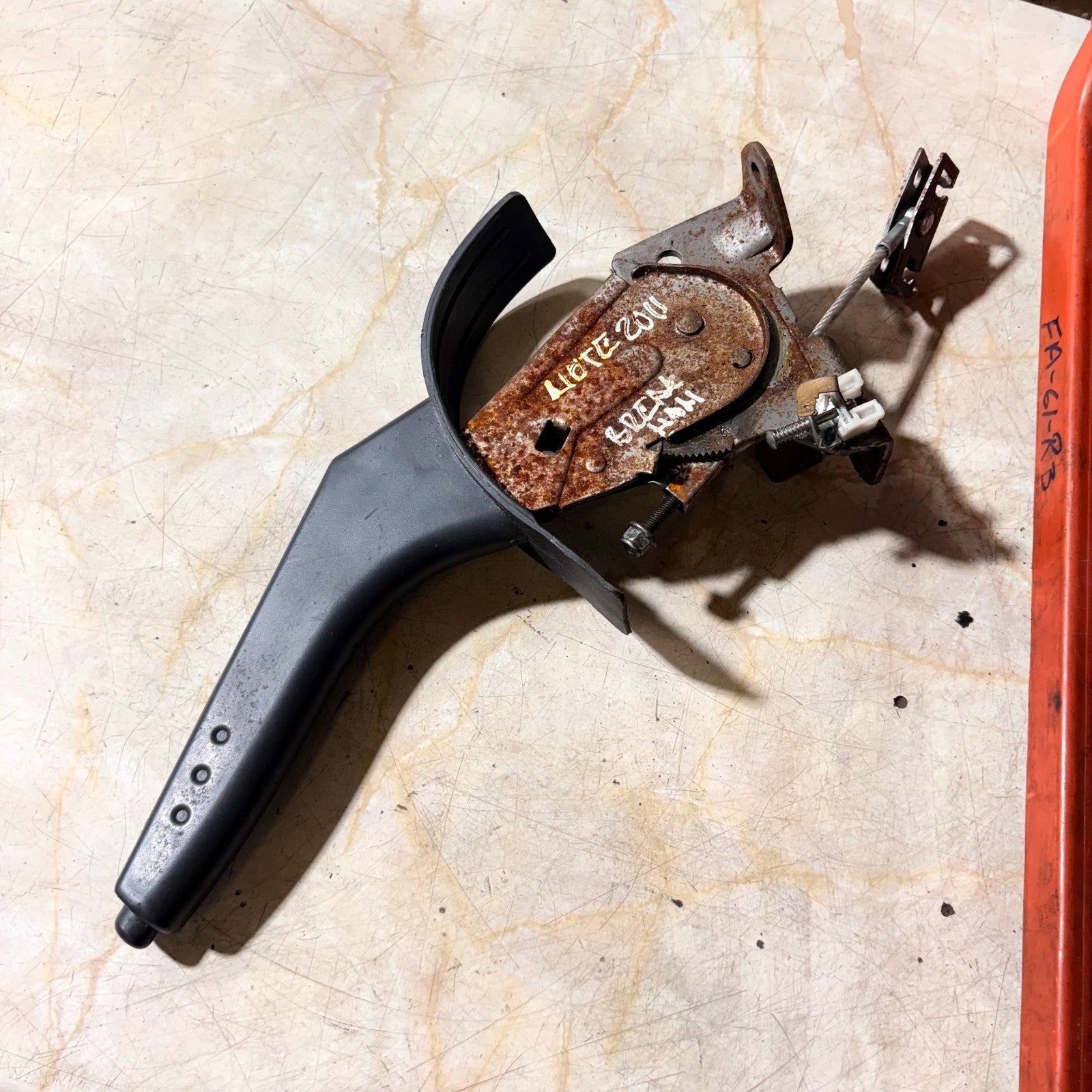 Nissan Note E11 2006-2013 Handbrake Lever Release Handle Parking Brake