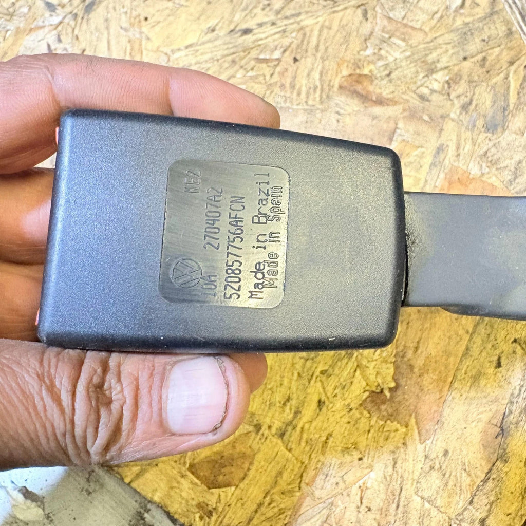 VOLKSWAGEN FOX 2005-2011 SEAT BELT CLIP FRONT RIGHT DRIVER SIDE 5Z0857756AFCN